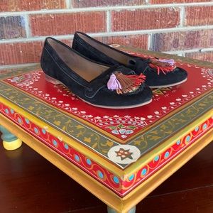 EUC H&M Conscious black suede tassel wood heeled moccasin gorgeous